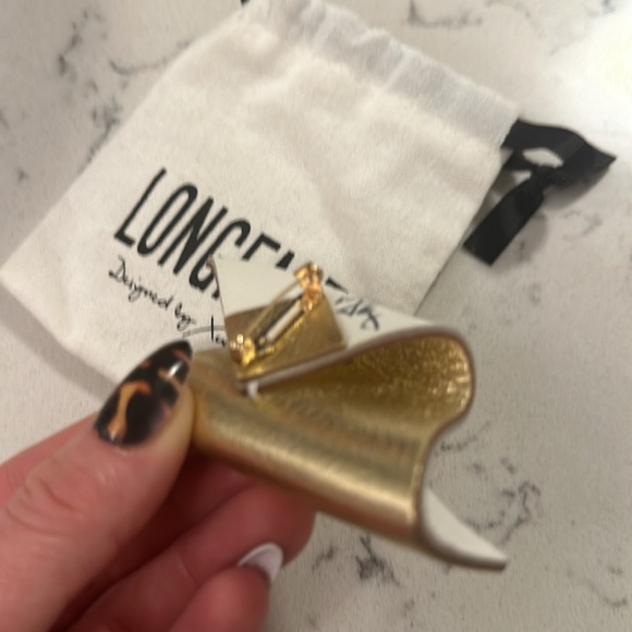 LONGFACE ICY NYFW designed by Xudardar Scroll Gold Pin 🗽 Fashion Week Design - Picture 4 of 8